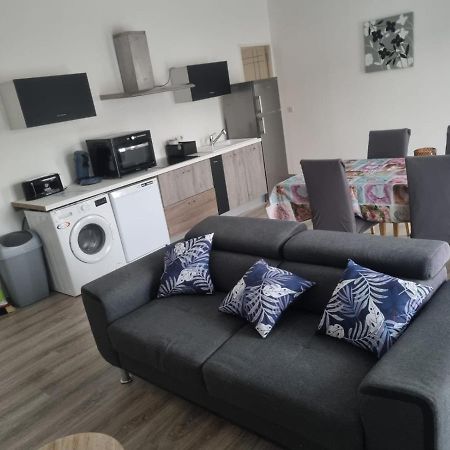 Appartement séjour , cure Cransac au 1er étage 2 nuits minimum Extérieur photo